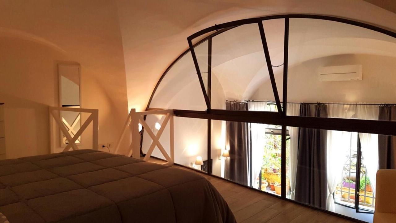 Cynthia'S Garden - Apartment With Private Garden In Santa Croce Флоренция Экстерьер фото