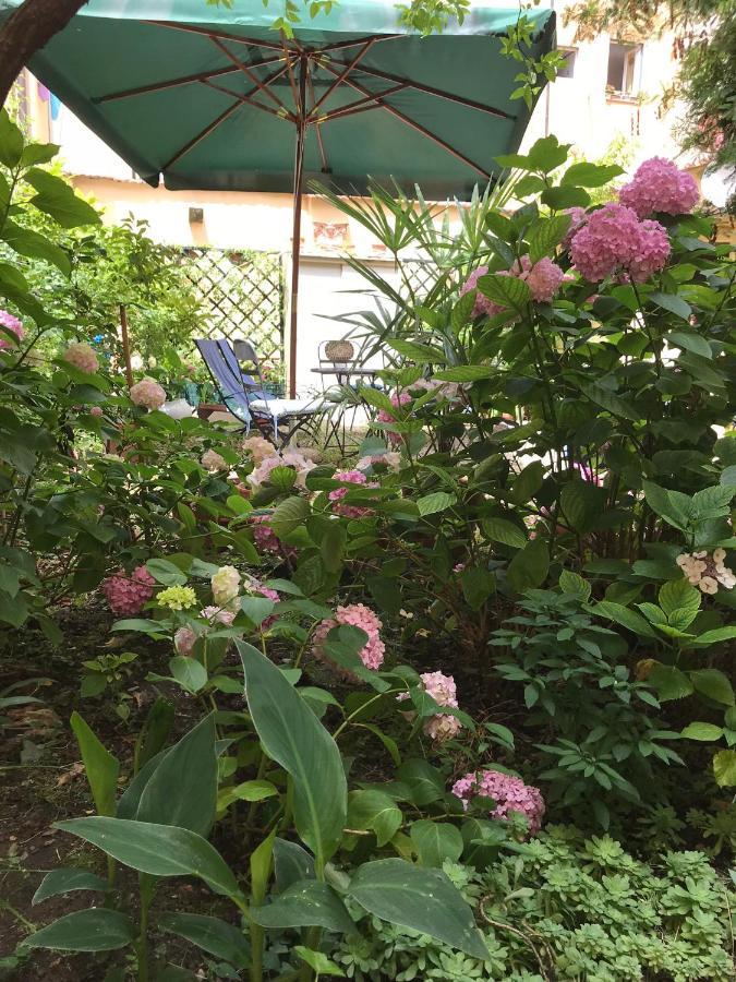 Cynthia'S Garden - Apartment With Private Garden In Santa Croce Флоренция Экстерьер фото